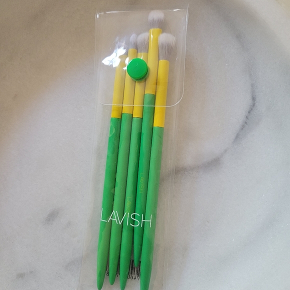 5 piece Lavish Brush Set